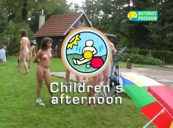 La famille nudisme vidéo - Childrens afternoon [Nudisme outdoor] [720x576 | 00:26:17 | 1 GB]